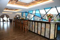 Westlake Hotel & Resort Vinh Phuc - С баром