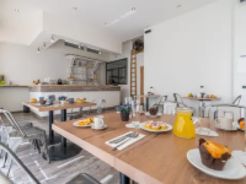 ヴィラ ロクラ ゲスト ハウス ポンペイ ポンペイのホテル