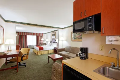 Holiday Inn Express & Suites Tupelo Hôtels à : Tupelo