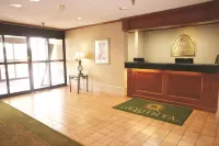 La Quinta Inn by Wyndham Detroit Southgate Hotels in Southgate