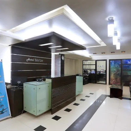 Hotel Holy Gate