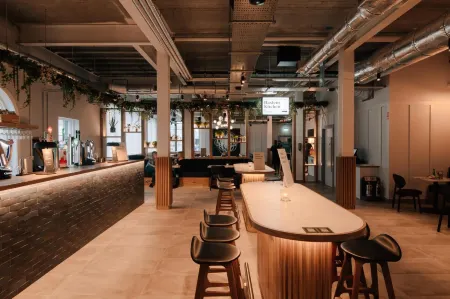 Haslem Hotel Отели рядом с достопримечательностью «Ulster Aviation Society»