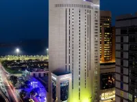 Le Royal Méridien Abu Dhabi Hotels near Lake Park