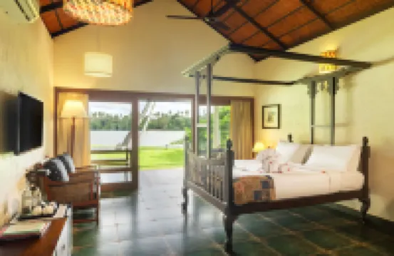 クランガノール ヒストリー カフェ リバーサイド シャトー