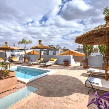 Riad Awa