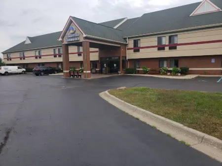 Victory Suites Отели в г. Хазел Парк