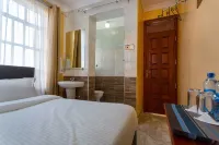 Kentania Hotel & Spa, Nakuru - Kenya - parking