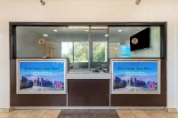Motel 6 Rolling Meadows, IL - Chicago Northwest Hotels in Arlington Heights