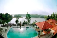 Phong Nha Lake House Resort Hotels in Hưng Trạch