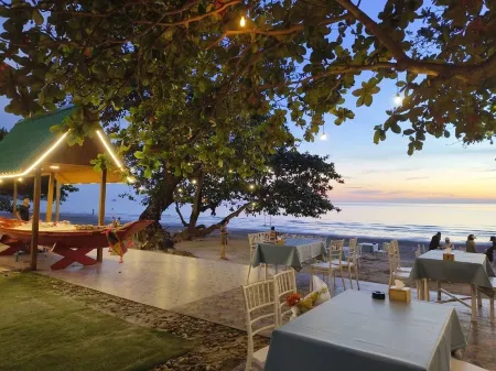 Koh Chang Lagoon Princess Отели рядом с достопримечательностью «Chao Por Koh Chang Shrine»