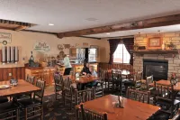 Cedar Creek Hotel Wausau - Rothschild Hotels in Rib Mountain