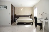 Hotel Saint Germain Hotels in Pezenas