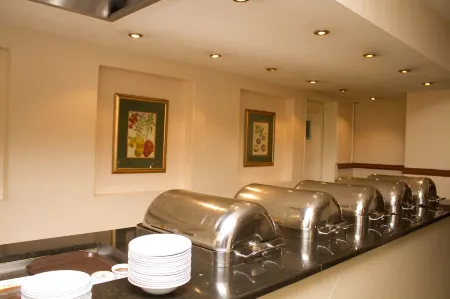 Hotel  Victoria Отели в г. Блантайр