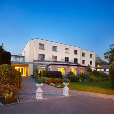 Shamrock Lodge Hotel Hotels near Athlone Castle