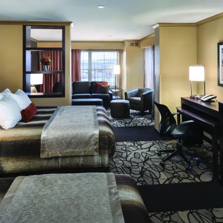 ClubHouse Hotel & Suites Fargo