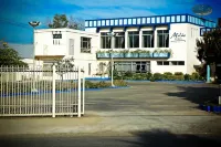 Milão Hotel Отели в г. Порту-Алегри