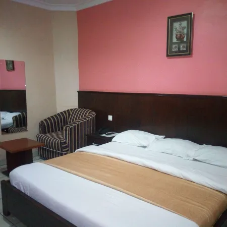 Peak Court Hotels