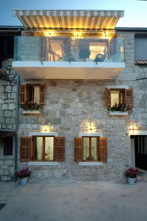 Luxury View Marjan Отели рядом с достопримечательностью «Дворец Диоклетиана»