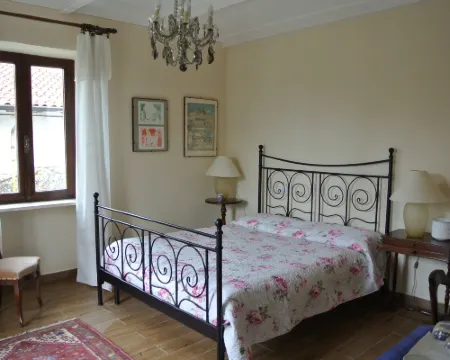 Villa Le Rose Hotel a Cavour