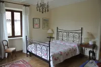 Villa le Rose Hotels in Cavour