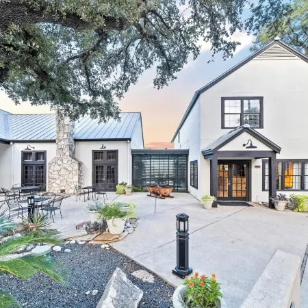 Hillside Boutique Hotel