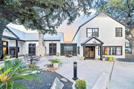 Hillside Boutique Hotel Отели в г. Литл