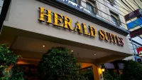 Herald Suites Hôtels à proximité de : KL Tower Serviced Residences