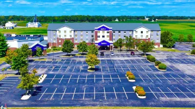 Radisson Hotel Fairview Heights - St Louis Hotels in Fairview Heights