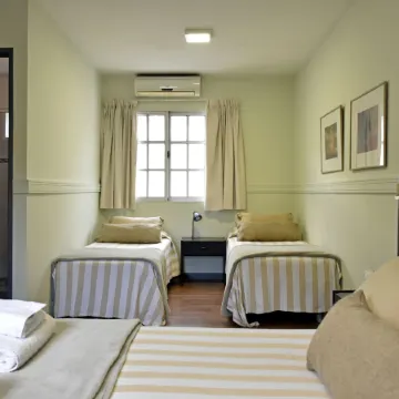 Abril Hotel Boutique Отели в г. Мендоса