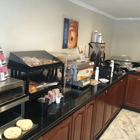 Best Western Pasadena Royale Inn  Suites