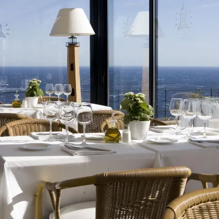 El Far Hotel Restaurant