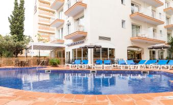 Hotel Dwo les Palmeres