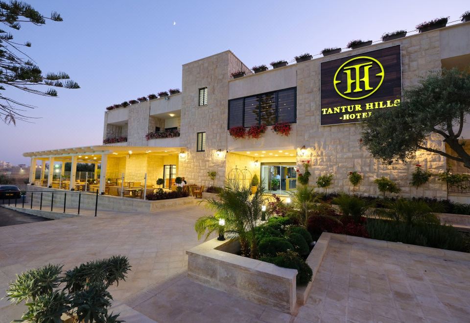 hotel overview picture