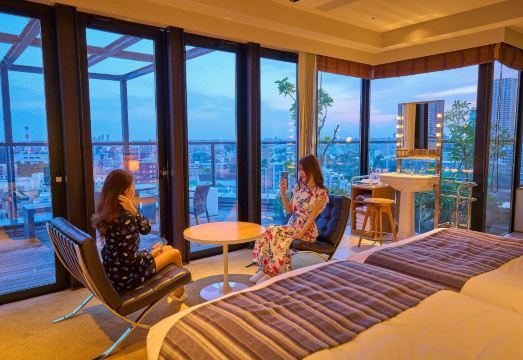 에비스홀릭 호텔