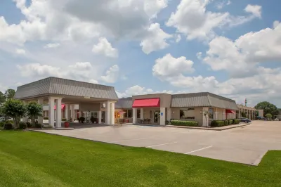 Ramada by Wyndham New Iberia Hotels in New Iberia