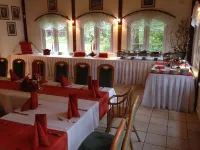 Hotel & Restaurant Zur Spreewälderin Hoteles en Halbe