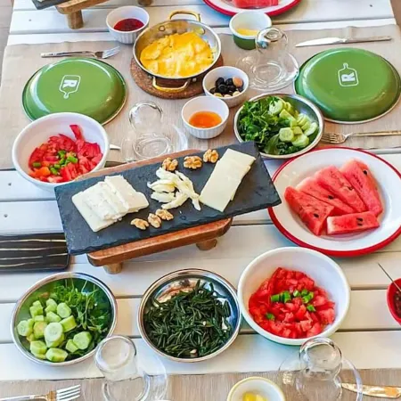 Nar Pansiyon Cafe