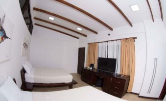 Café de Playa Beach Front Hotel