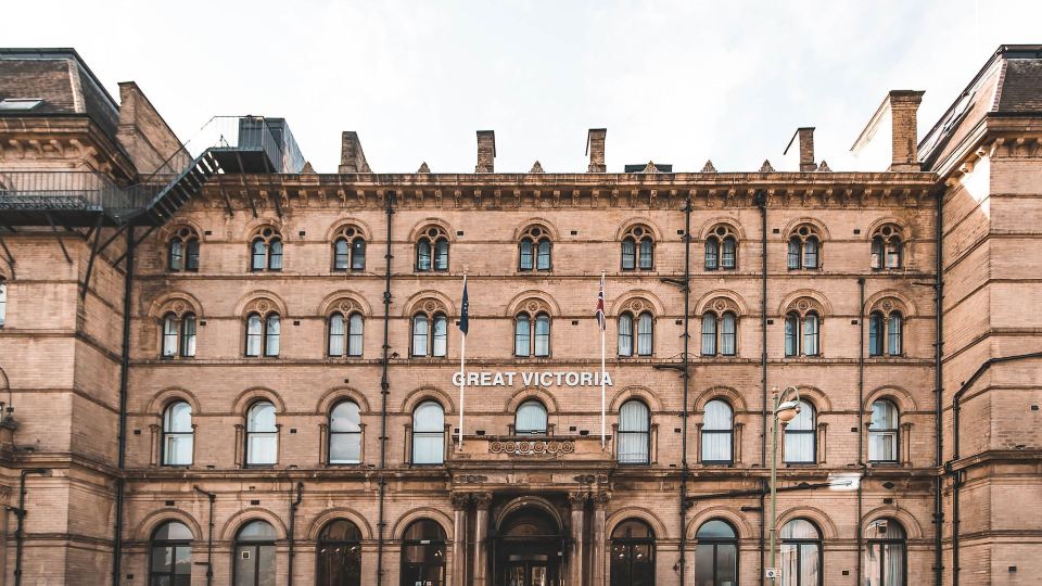 The Victoria Hotel, Bradford by Sunday