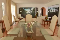 Casa Turquesa - Near Luxury Avenue Shopping Mall