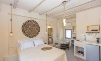 Ampelos Suites
