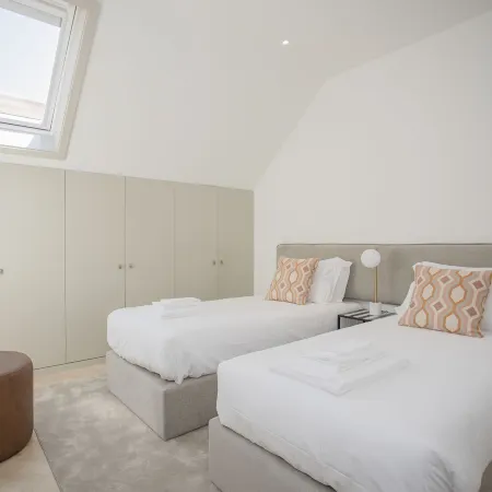 Liiiving in Porto - Luxury Beachfront Apartment VI