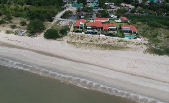La Playa Beach Front Pool Villa Cha-am,Huahin