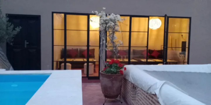 Riad Mirage Отели в г. 