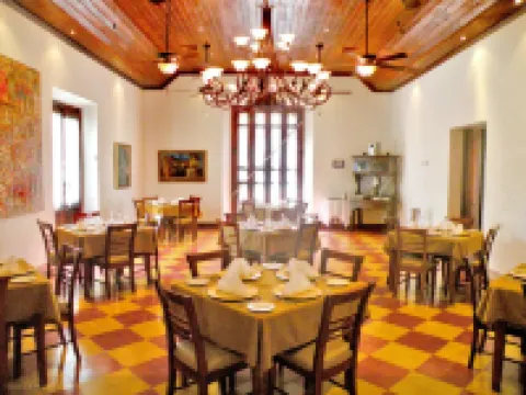 Hotel la Perla Leon Hotels in Leon