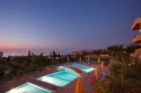 Oasis Scaleta Hotel - Sea View