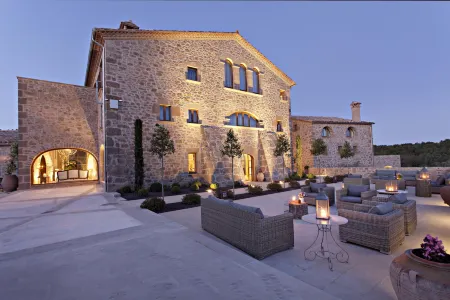 La Vella Farga Hotel Отели в г. Пинель-де-Сольсонес