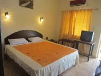 Hotel Riverside - Bed and Breakfasts