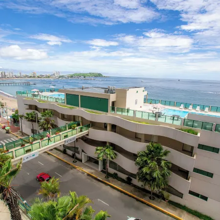 Hotel Colon Salinas