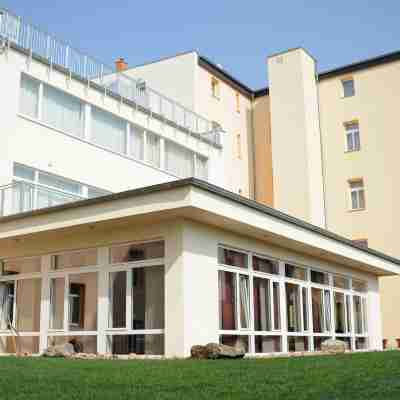 Hotel Atlas Halle Hotel Exterior